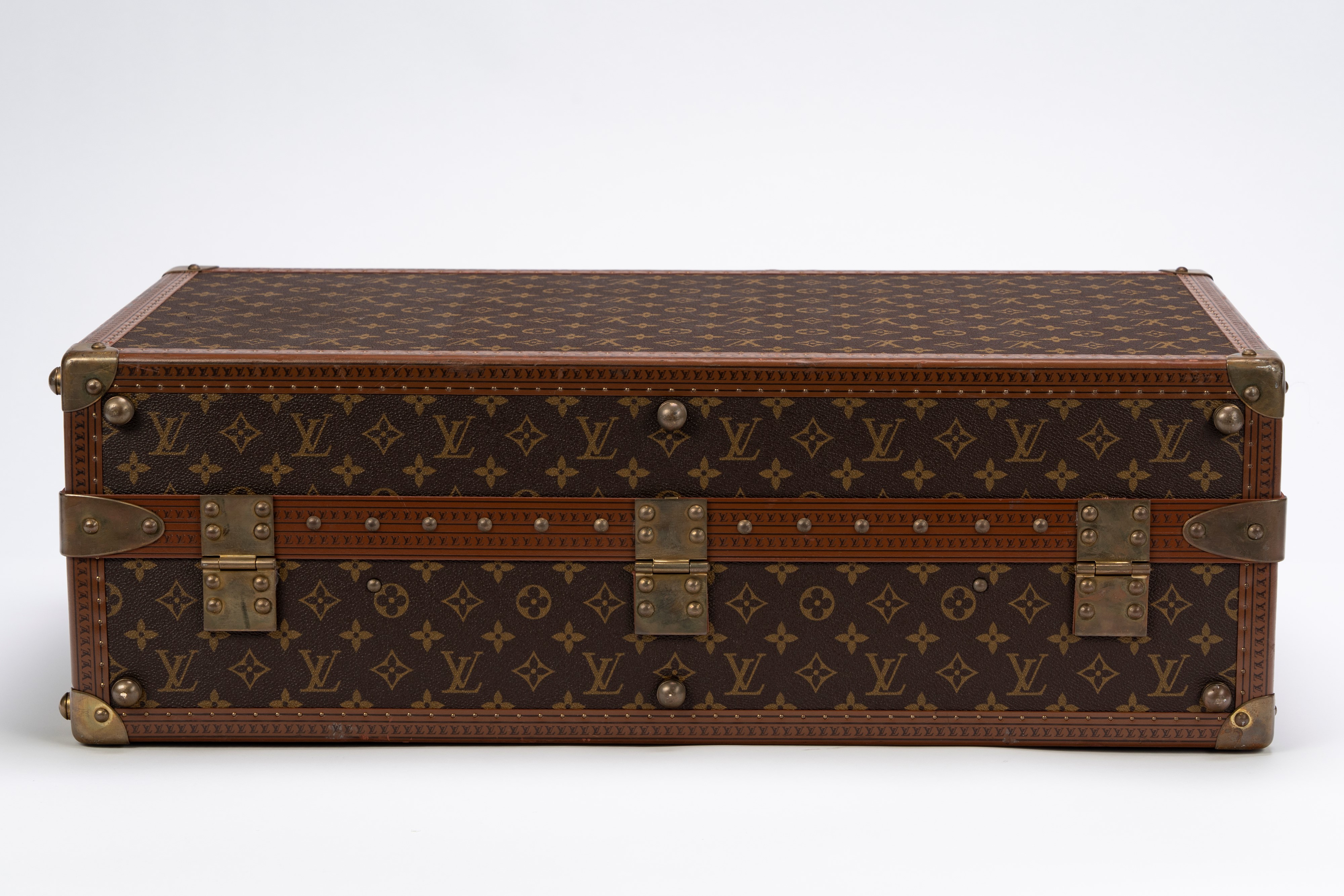 Louis Vuitton - Valigia porta scarpe, rivestita in tela monogram con profili in cuoio logati