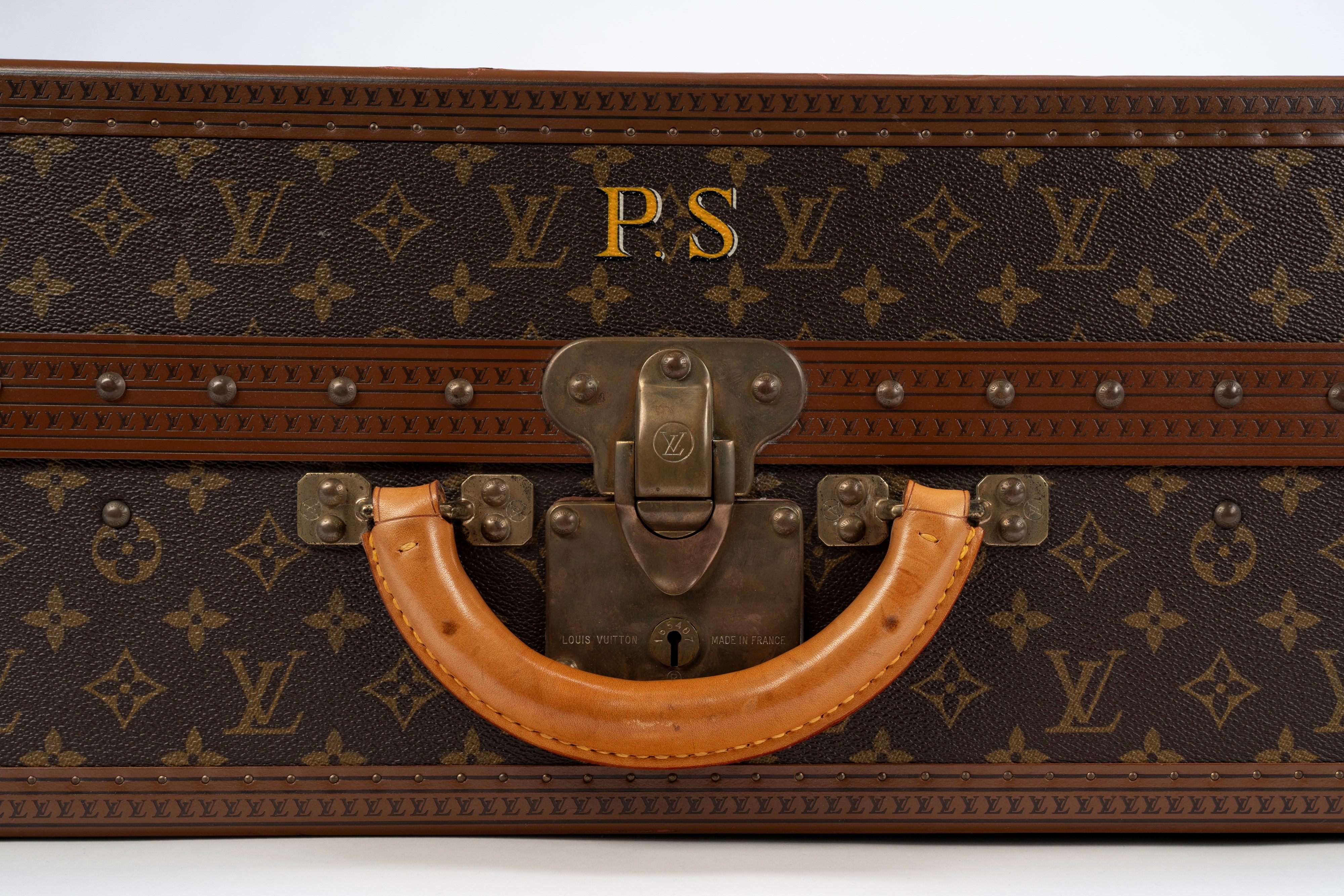 Louis Vuitton - Valigia porta scarpe, rivestita in tela monogram con profili in cuoio logati