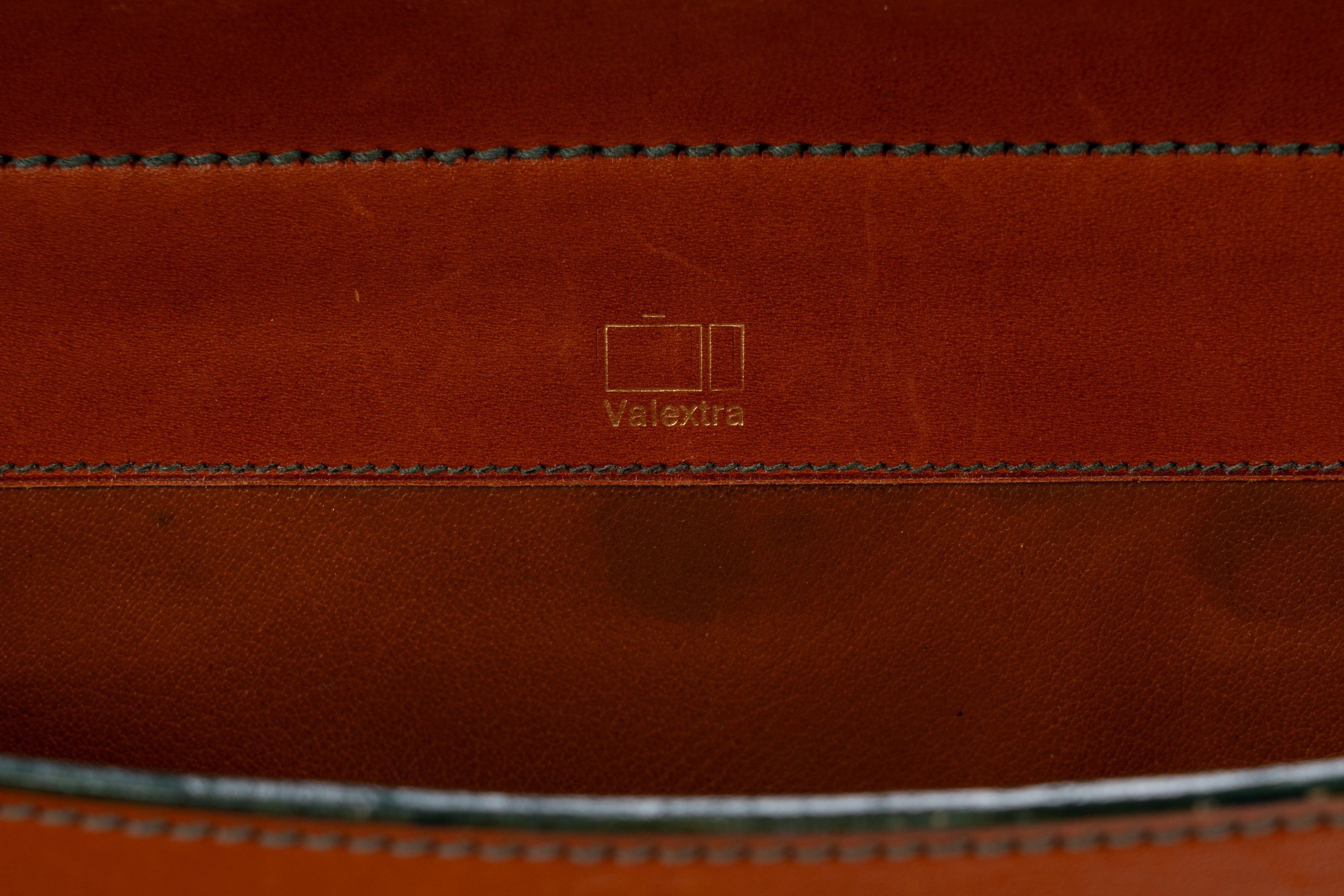 Valextra - Valigetta porta abiti in cuoio con accessori interni