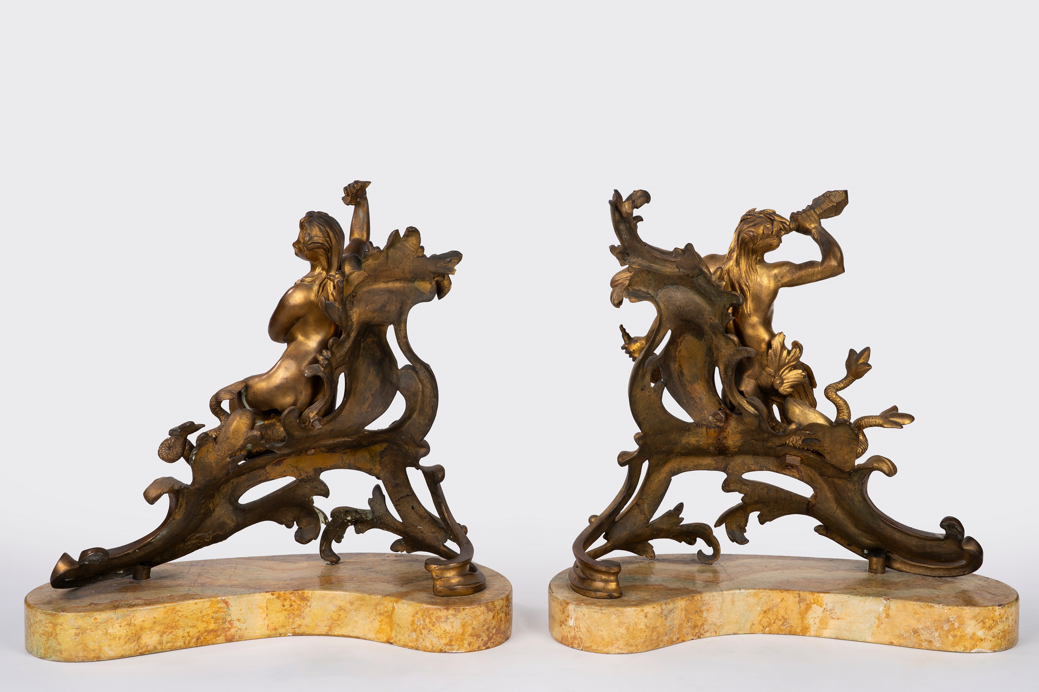 Alari in Bronzo Dorato Raffiguranti un Tritone e una Sirena. Francia, Secolo XIX