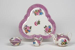 Servizio egoiste in porcellana policroma. Herend, fine secolo XIX