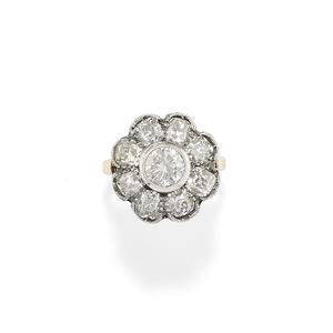 Anello con diamanti