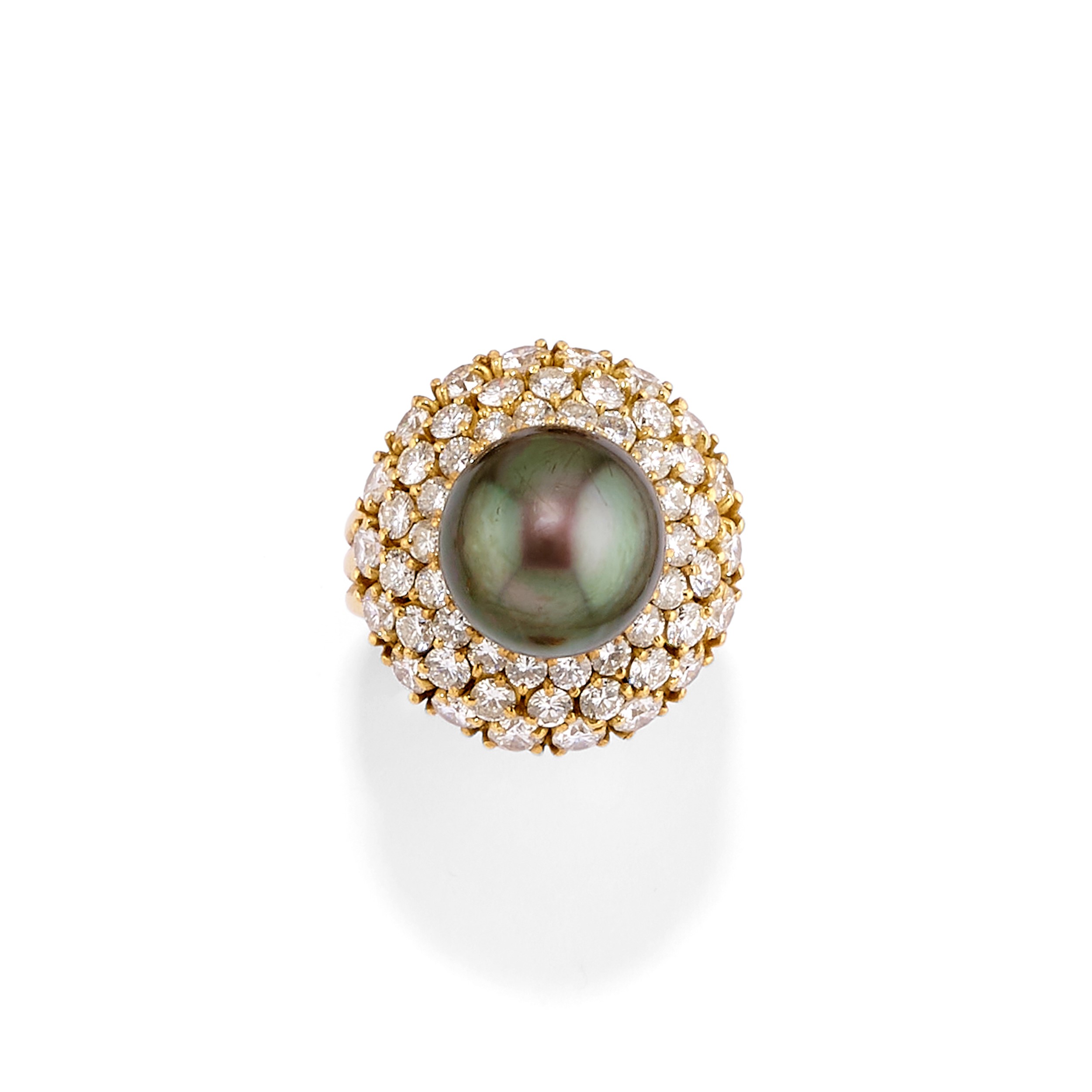 Demi-parure con perle Tahiti, oro giallo 18k e diamanti (anello e orecchini con chiusura a clip)