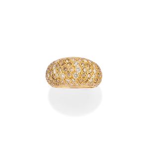 Anello con diamanti