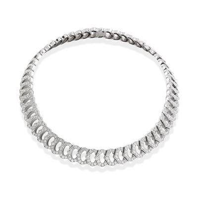 Collana Collezione C in oro bianco 18k con pavé di diamanti