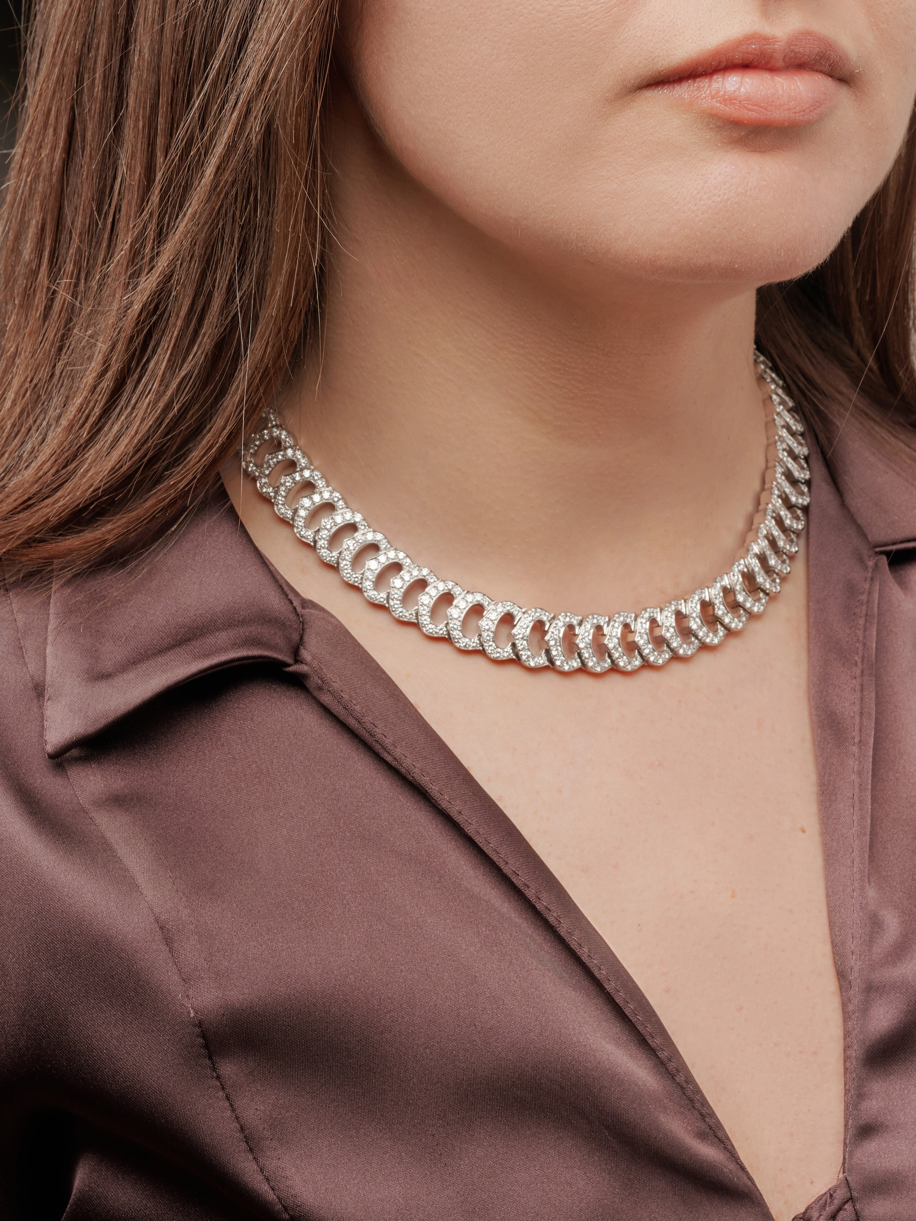 Cartier - Collana Collezione C in oro bianco 18k con pavé di diamanti