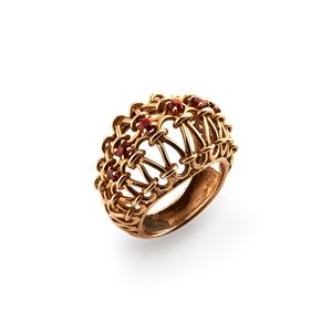 Ring with red stones