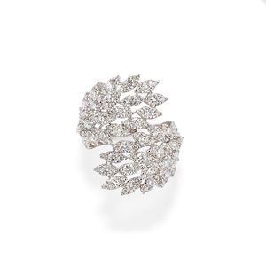 Anello con diamanti