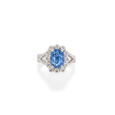 Anello con zaffiro Ceylon, in platino 900/1000