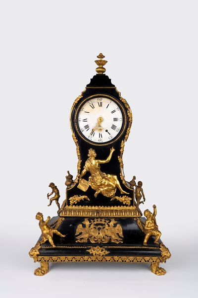Imponente Pendola in Ebano e Bronzo Dorato. Austria, Secolo XVIII