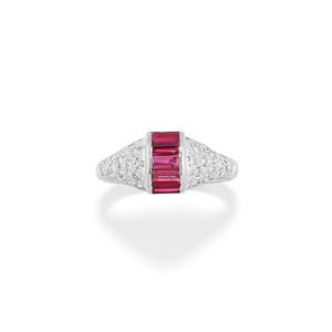 Anello con rubini e diamanti