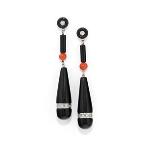 Onyx pendant earrings