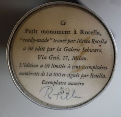 Petit Monument a Rotella, 1962, scultura ready made