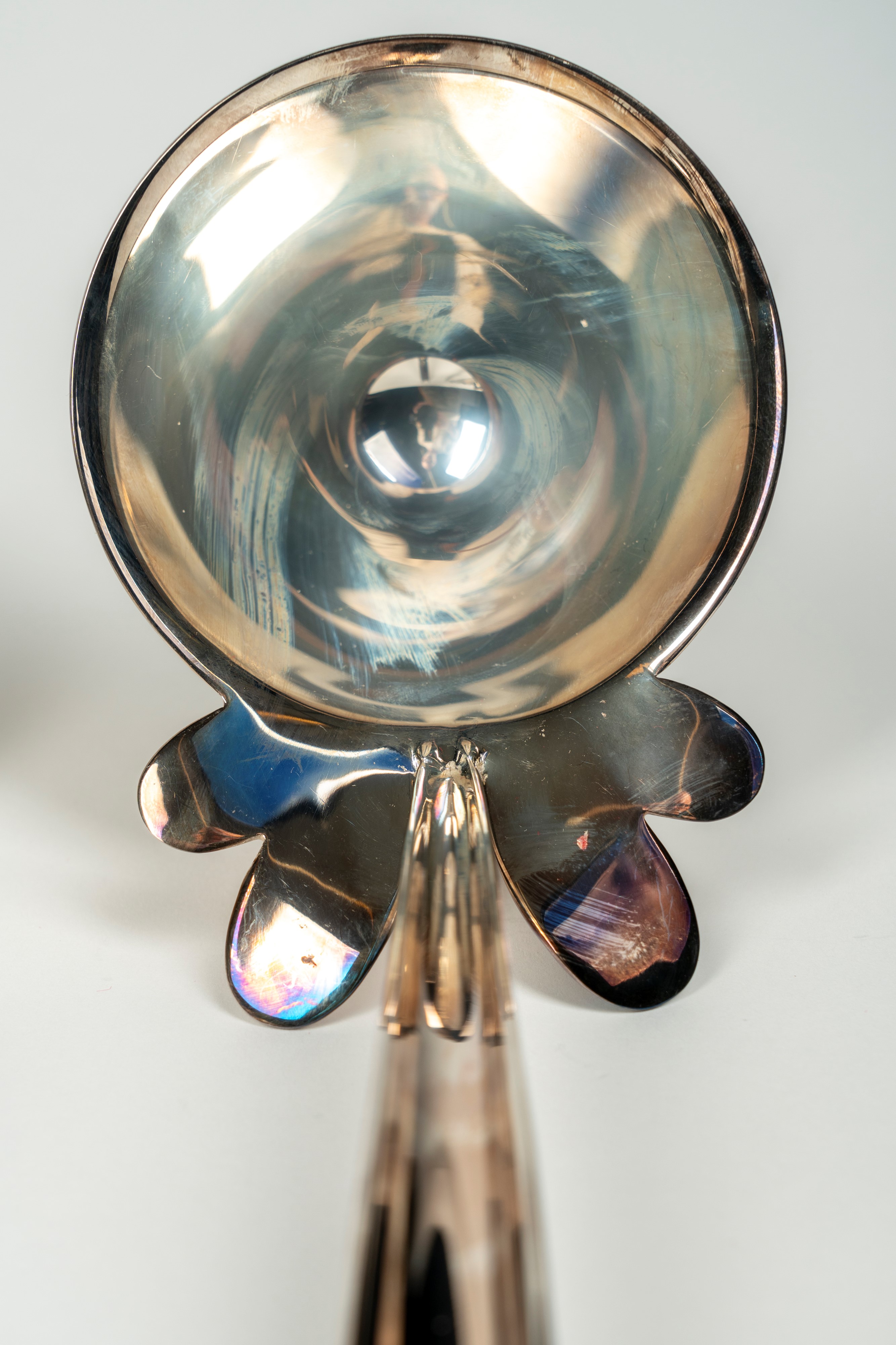 Driade. Sette posate da servizio in metallo argentato