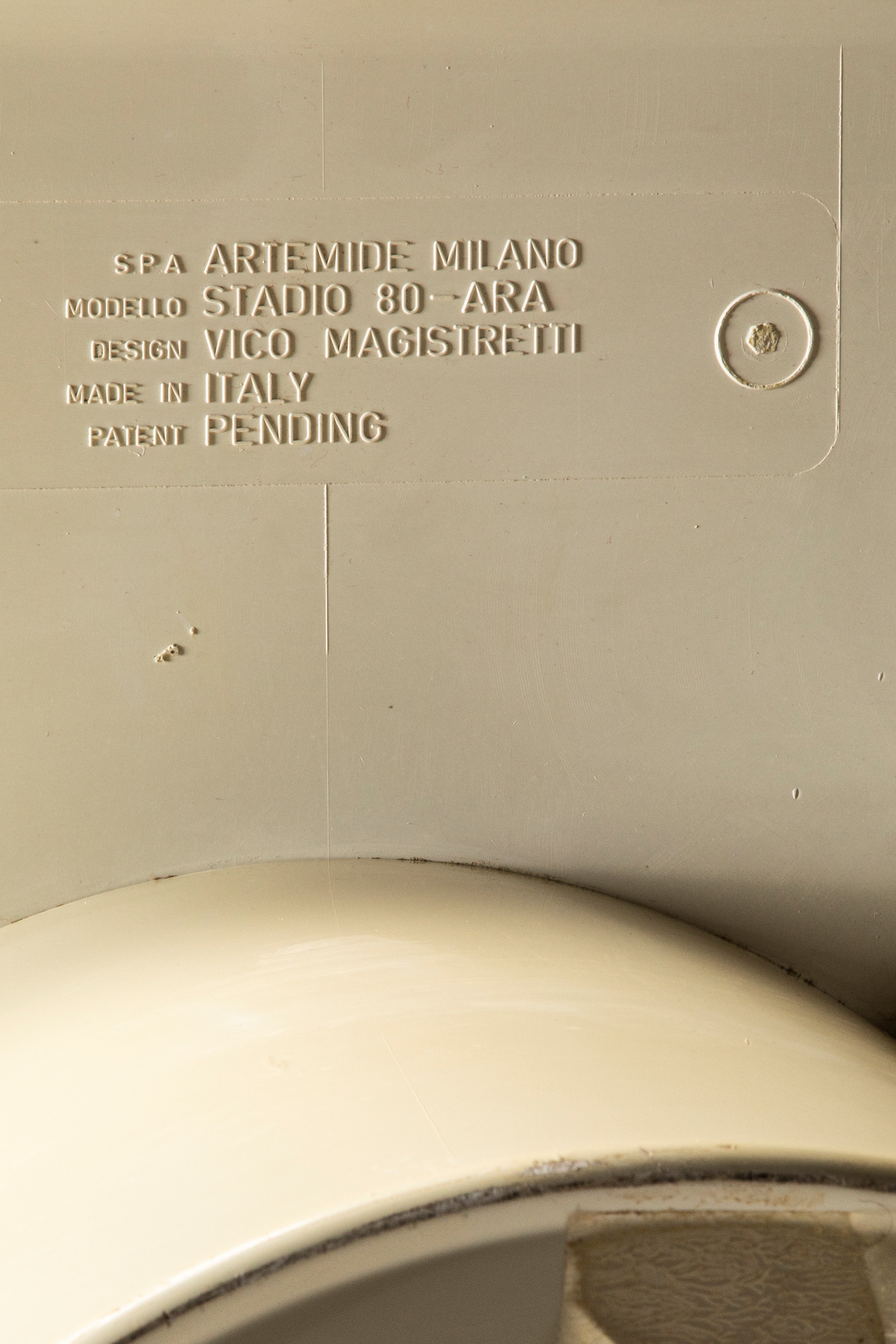 Tavolo basso modello 'Stadio 80-ARA'