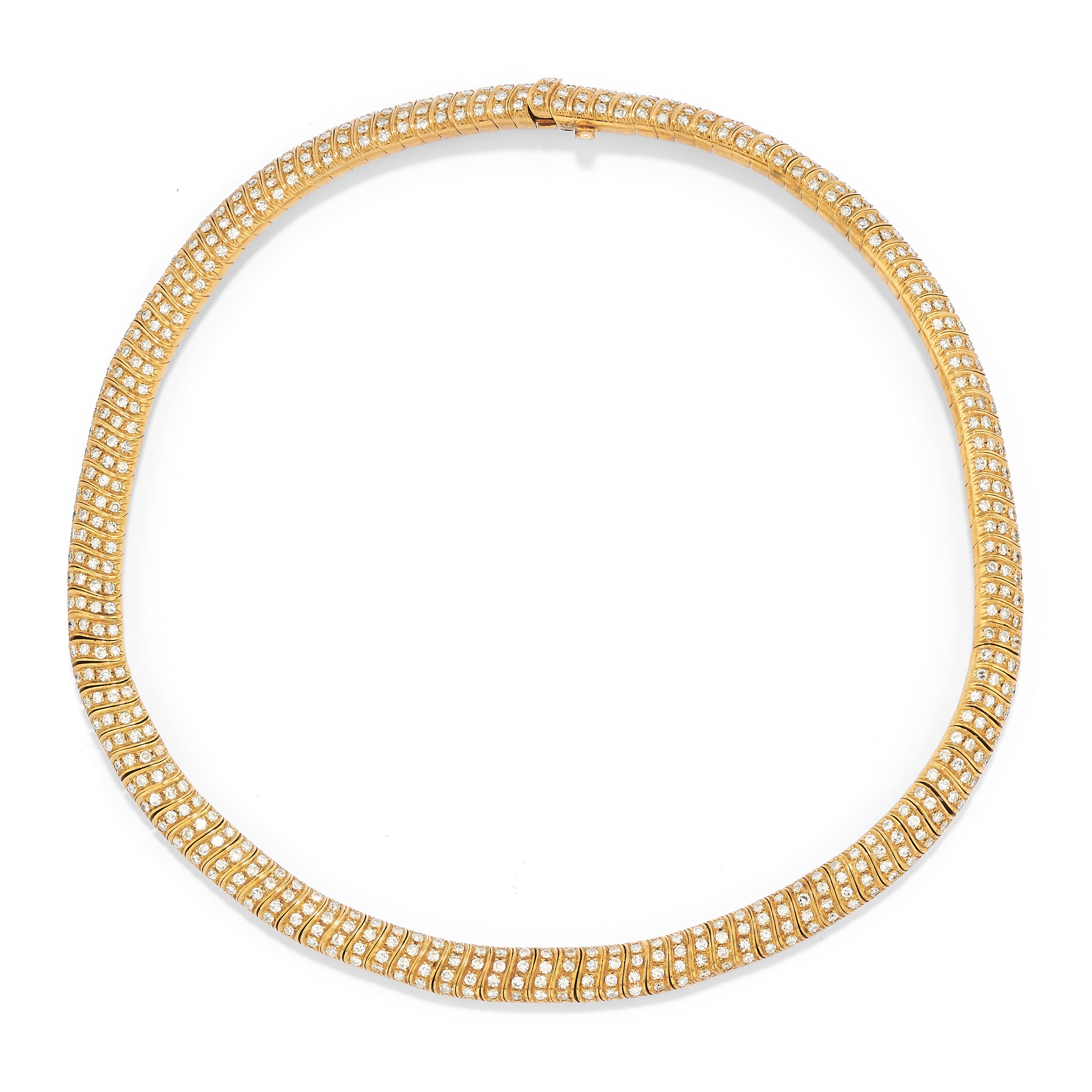 Parure con diamanti, in oro giallo 18k (collana, bracciale, anello e orecchini a clip)