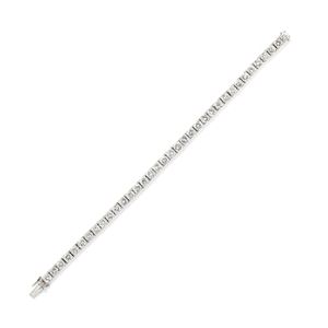 Tennis bracelet with diamonds 