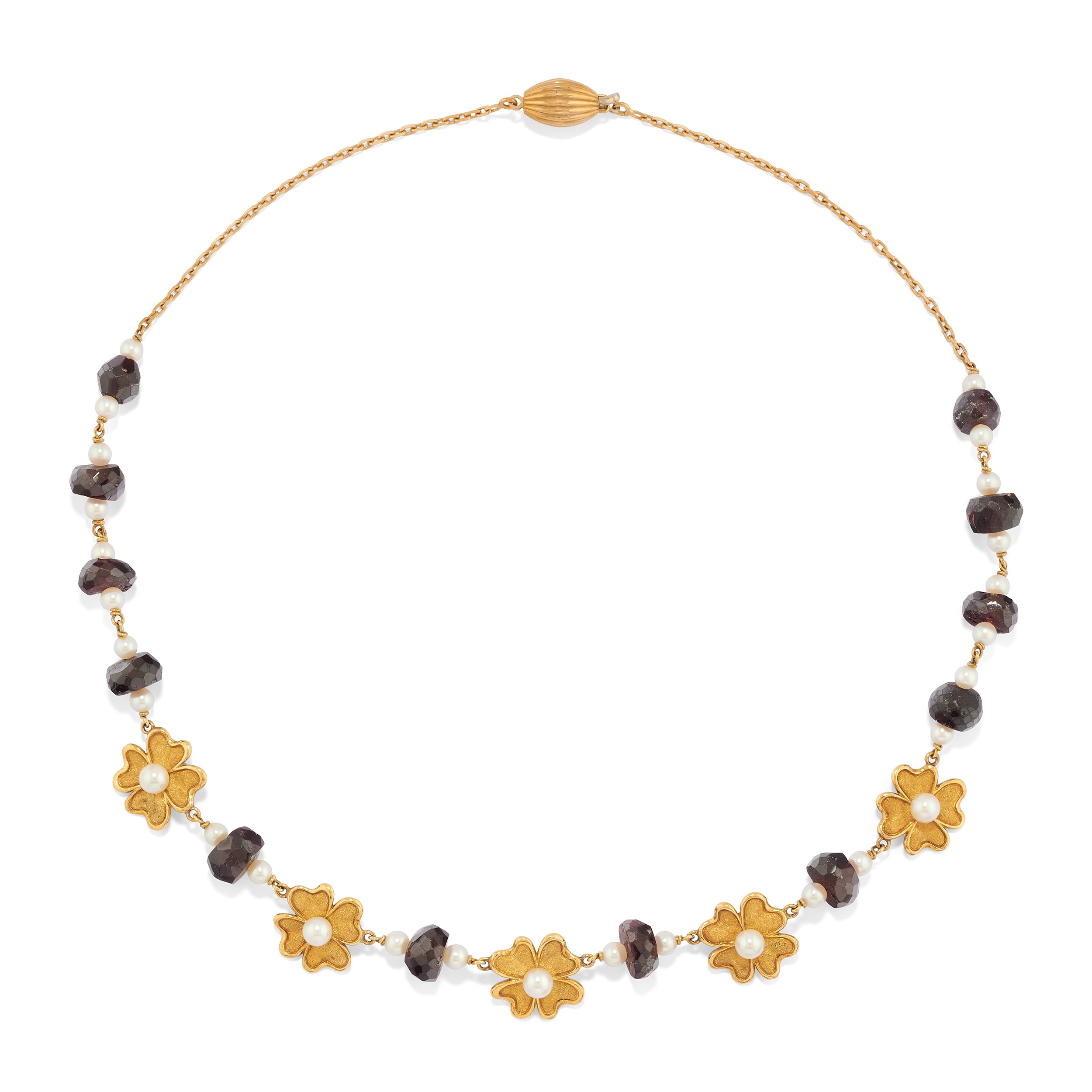 Demi-parure quadrifoglio, granati e perle in oro giallo 18k