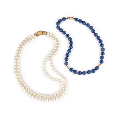 Collana con perle coltivate e lapislazzuli, in oro giallo 18k
