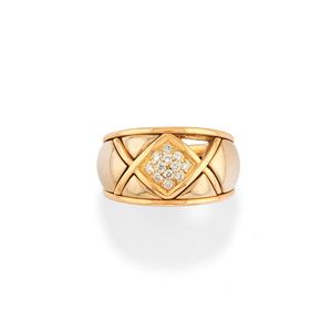 Anello con diamanti