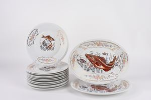 Dodici piatti piani e due da portata, decorati con pesci, Richard Ginori