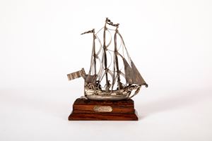 Modellino di galeone