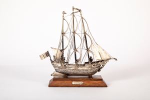 Modellino di galeone