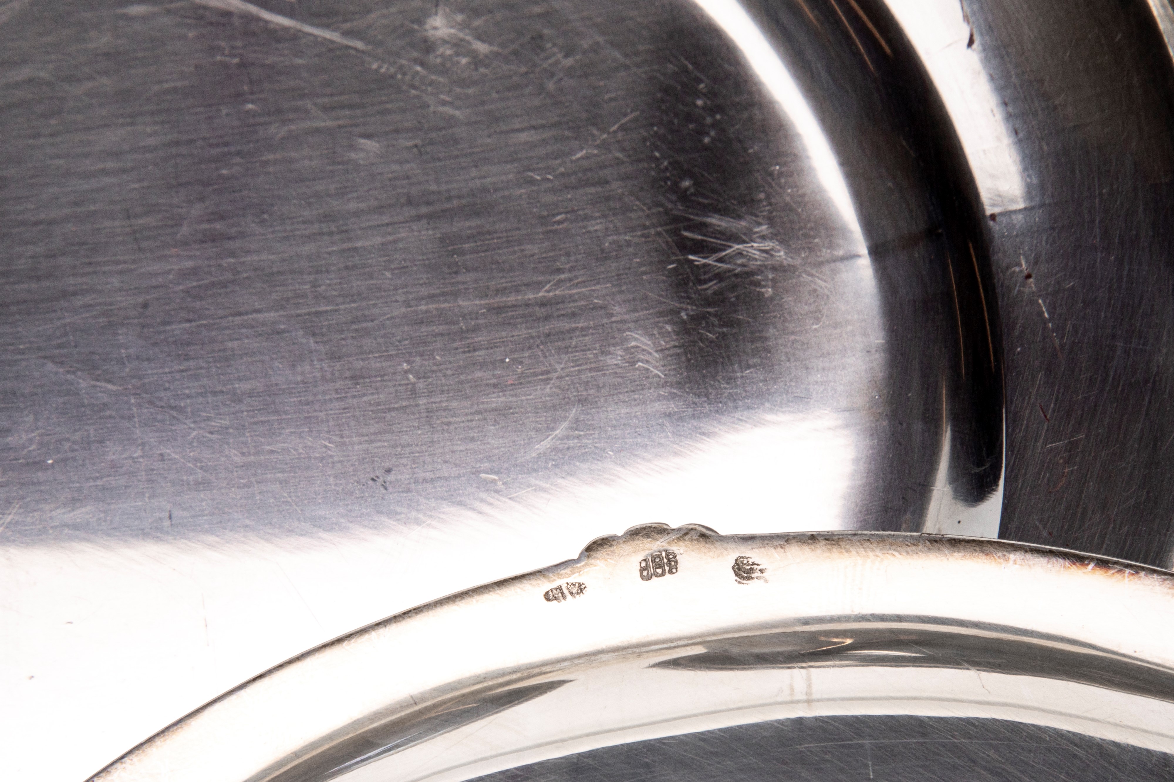 Gruppo di quattro piattini