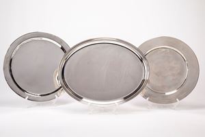 Gruppo di tre piatti