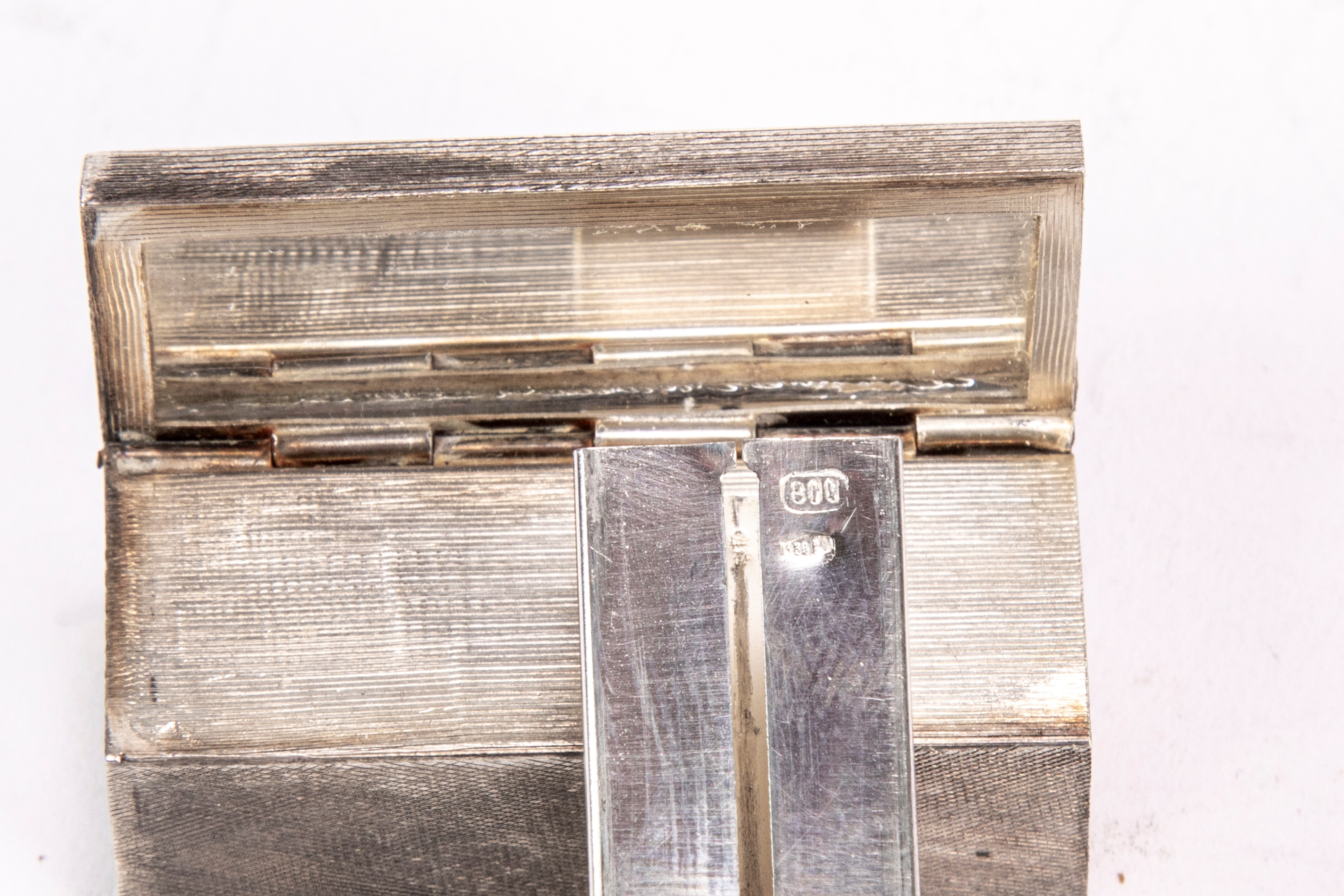 Scatola porta cipria, contenitore porta rossetto e set da cucito