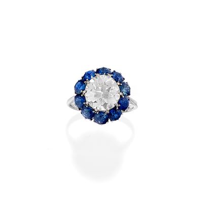 Anello in oro bianco 18k con diamante e zaffiri