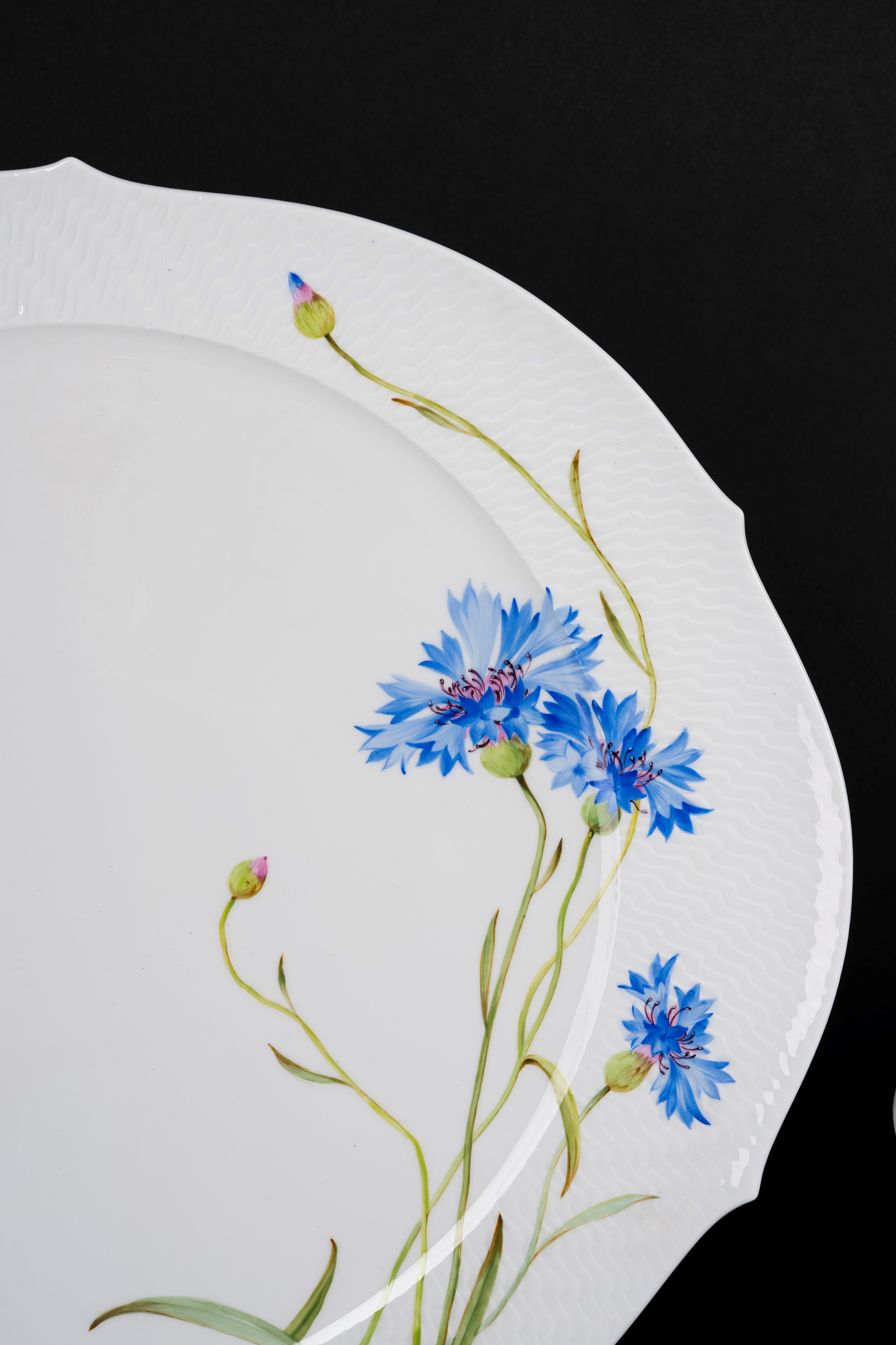 Meissen, Servizio da dodici Wellenspiel Blu Cornflower in porcellana