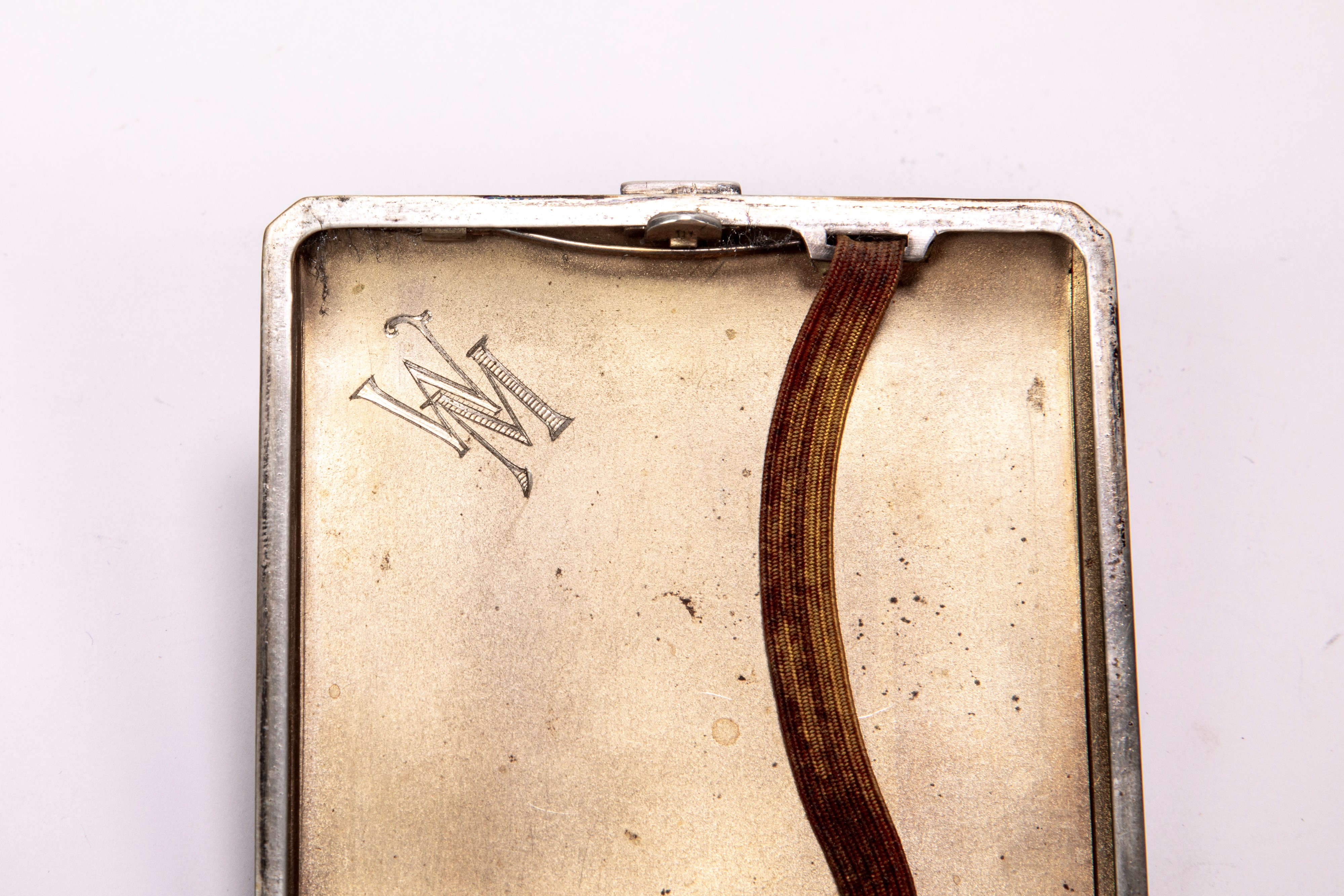 Raccolta di portasigarette