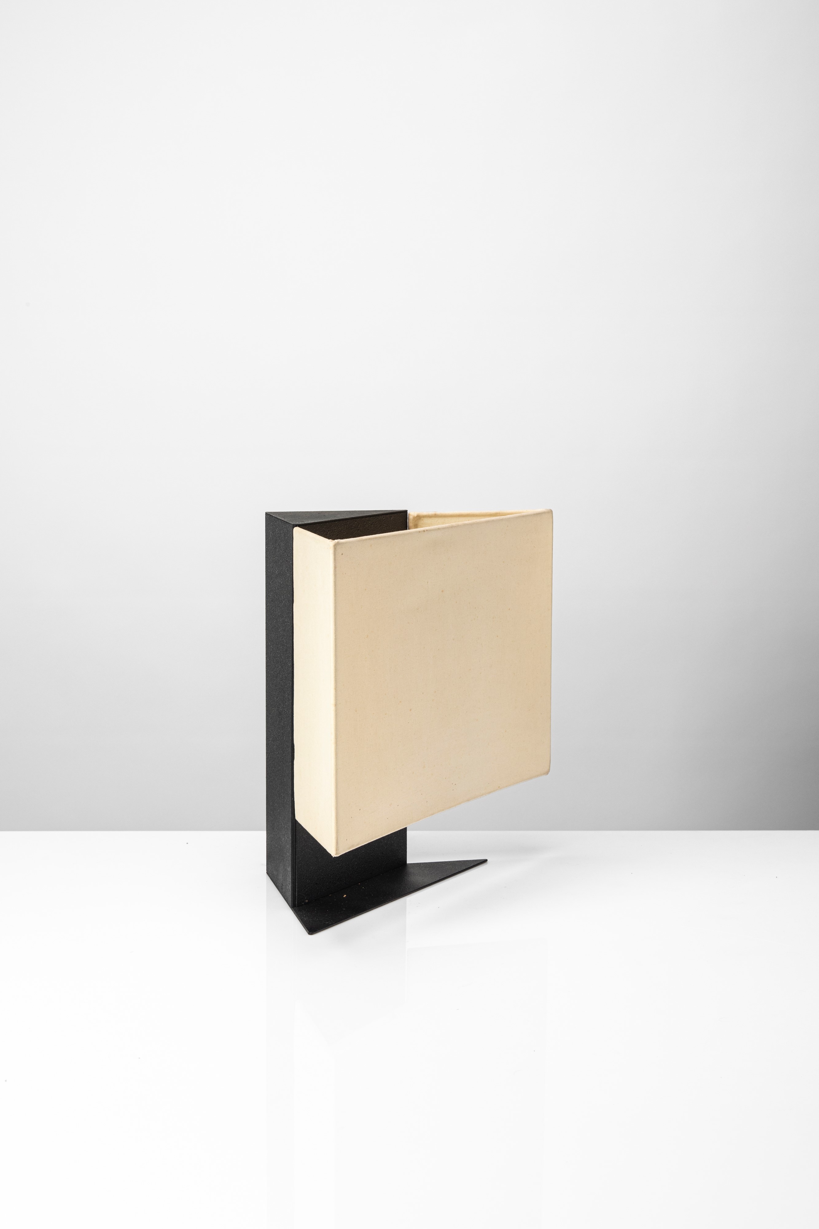 Cini Boeri - Lampada da tavolo modello “Accademia”, 1973