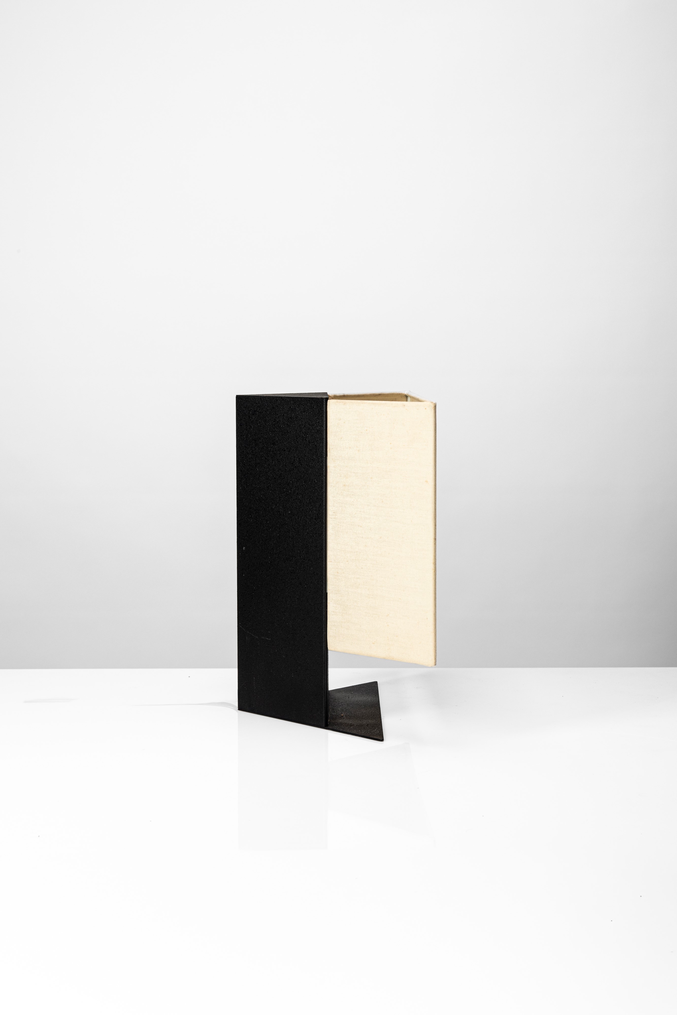 Cini Boeri - Lampada da tavolo modello “Accademia”, 1973