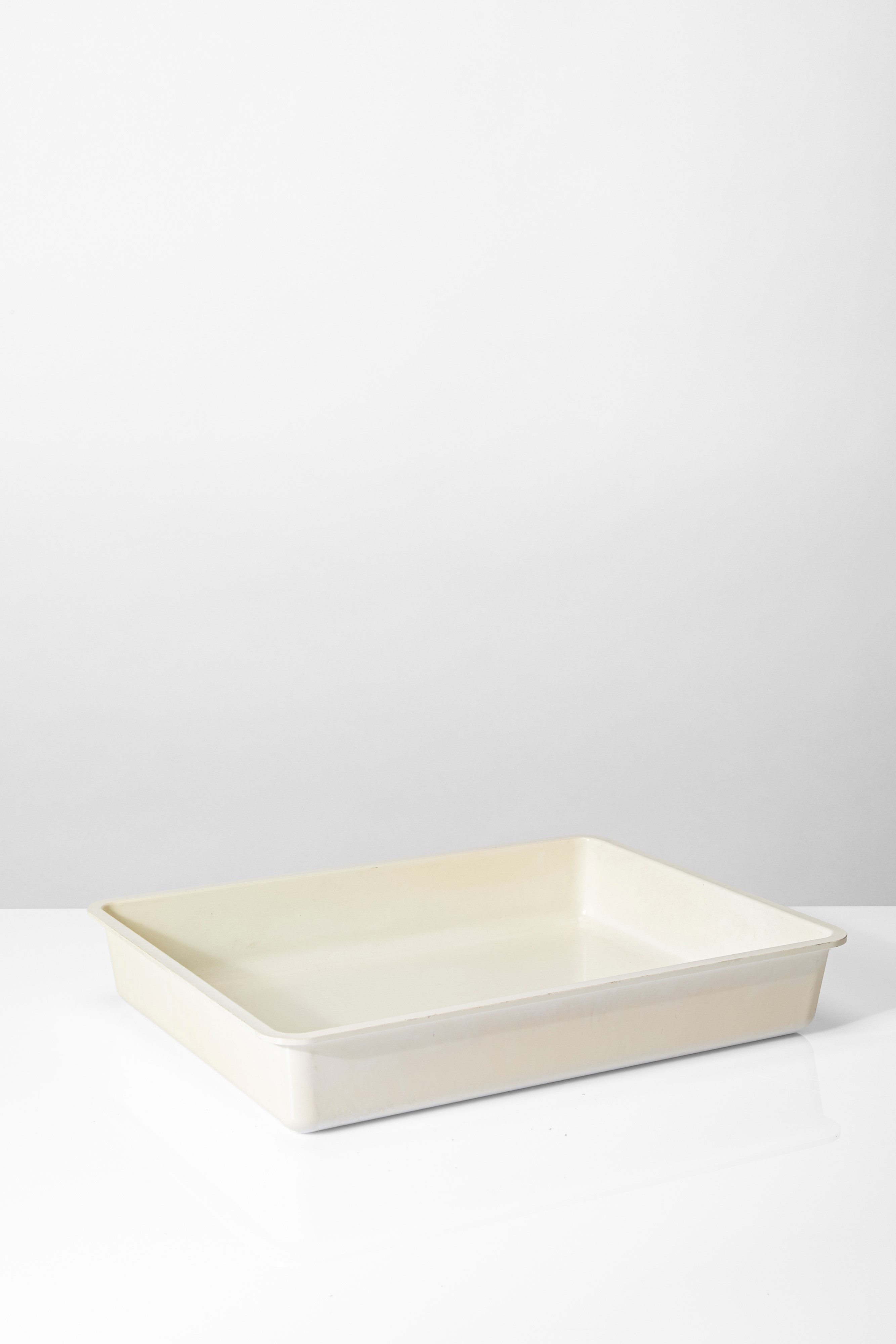 Gae Aulenti - Set composto da sgabello pieghevole e vaschetta “April”, circa 1964/1980