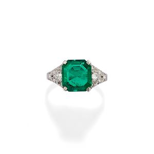 Anello con smeraldo Colombia