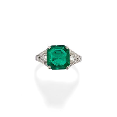 Anello con smeraldo Colombia in platino, con diamanti taglio vecchio