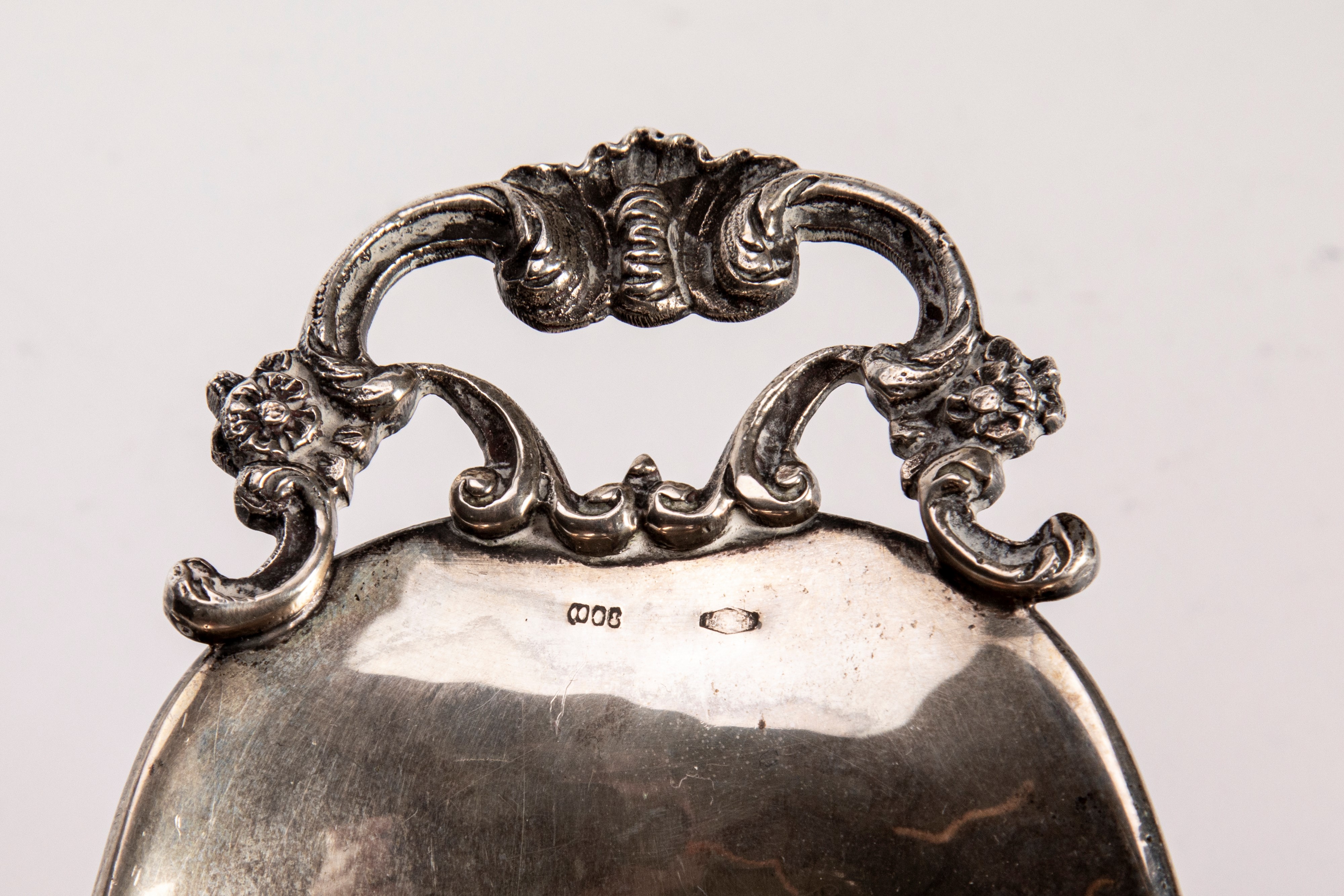 Piatto e due alzatine