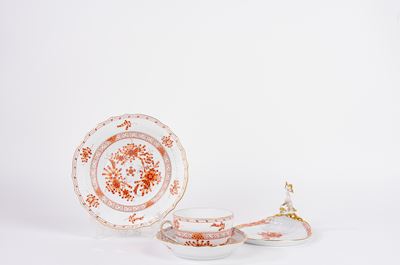 Herend, Servizio da tè in porcellana con decoro ruggine (tazza con piattino, piatto da dolce e po...
