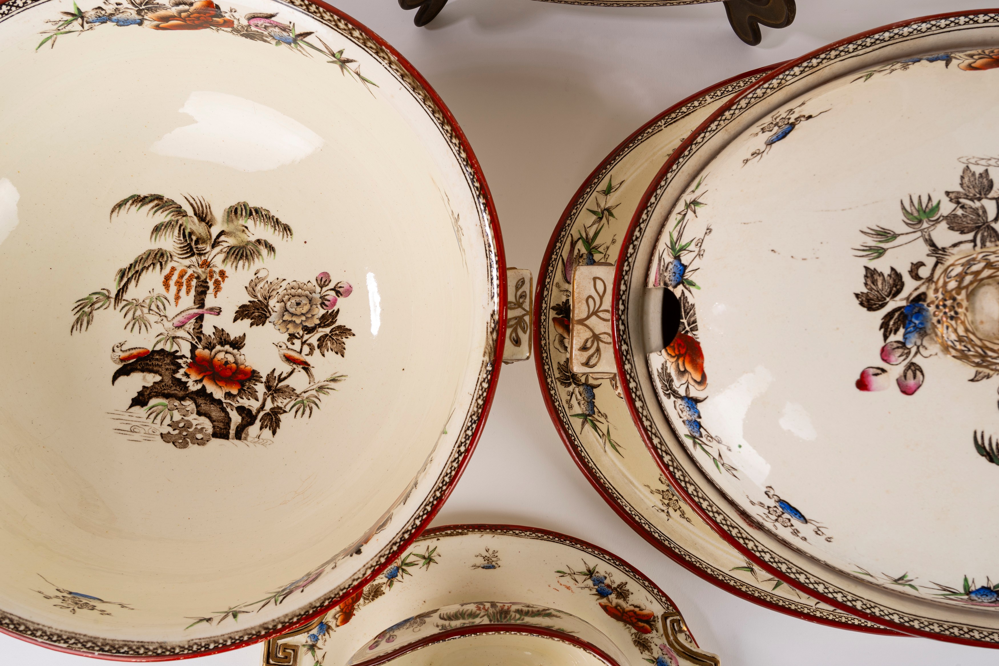 Wedgwood, Servizio 'Wellesley Palm', fine XIX - inizio XX secolo, 85 pezzi
