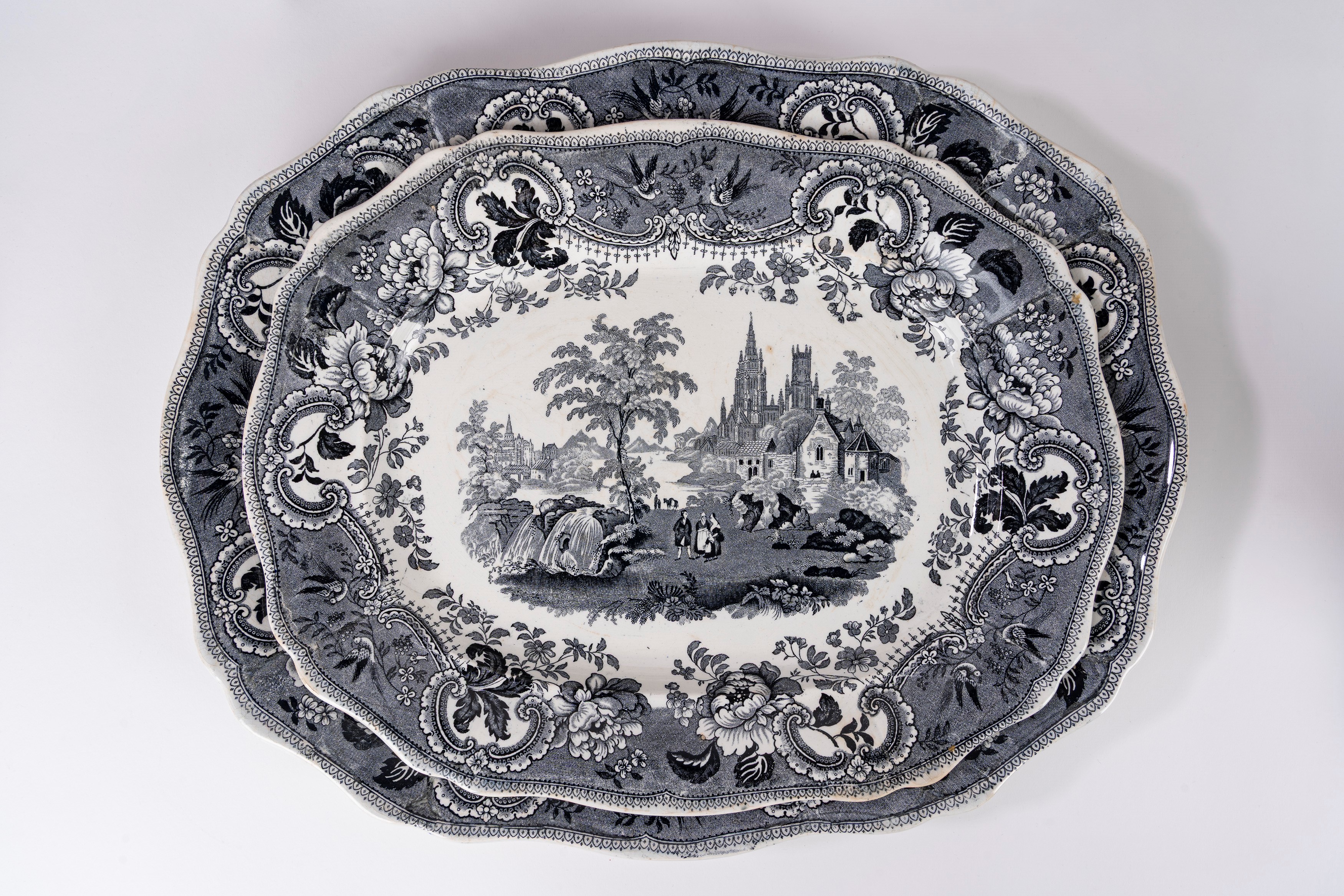Muleteer Davenport, Servizio in maiolica a monocromo, Inghilterra, fine secolo XIX
