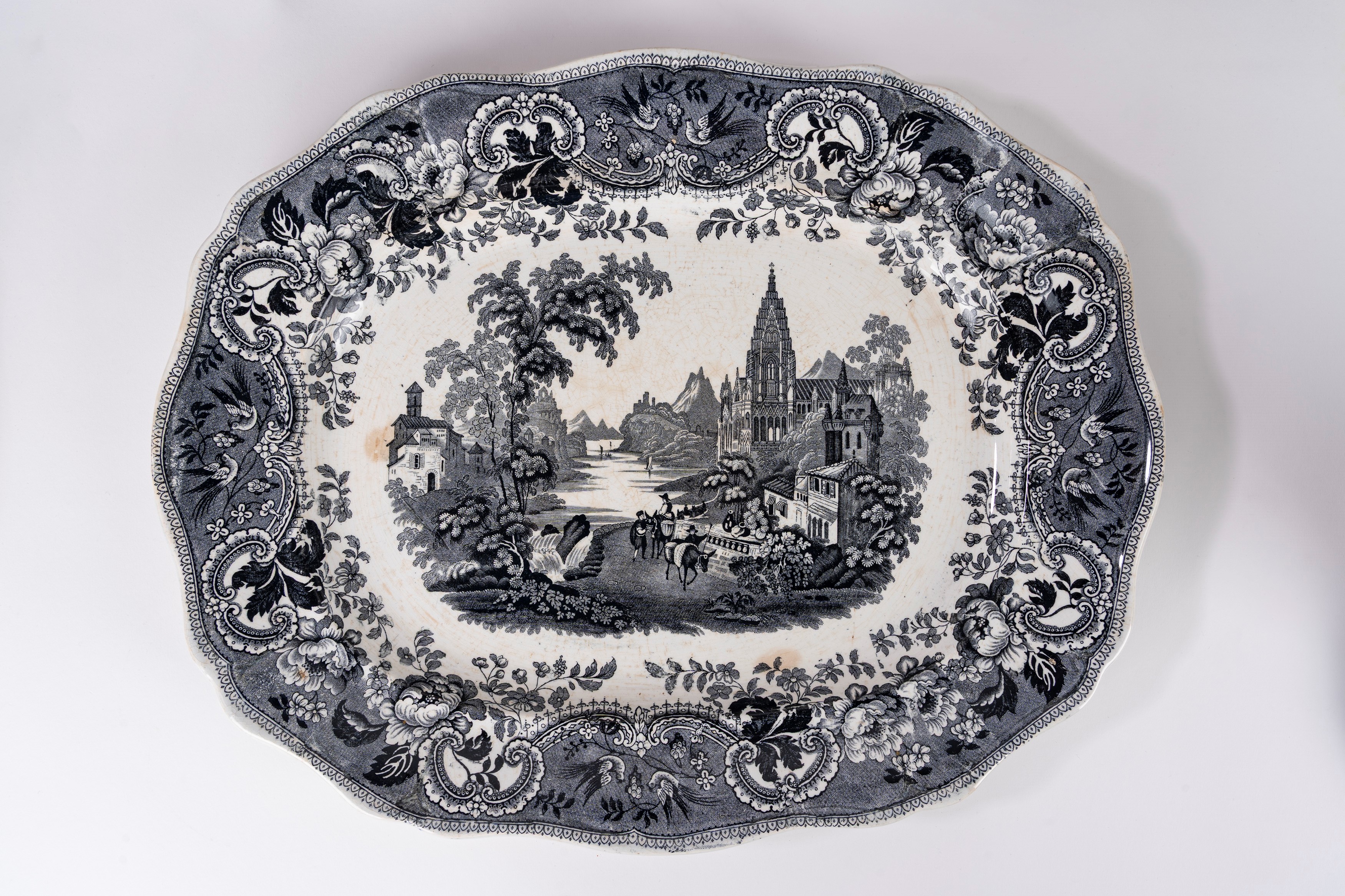 Muleteer Davenport, Servizio in maiolica a monocromo, Inghilterra, fine secolo XIX