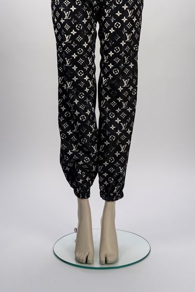 Pantaloni, tessuto tecnico impermeabile con stampa monogram bianco