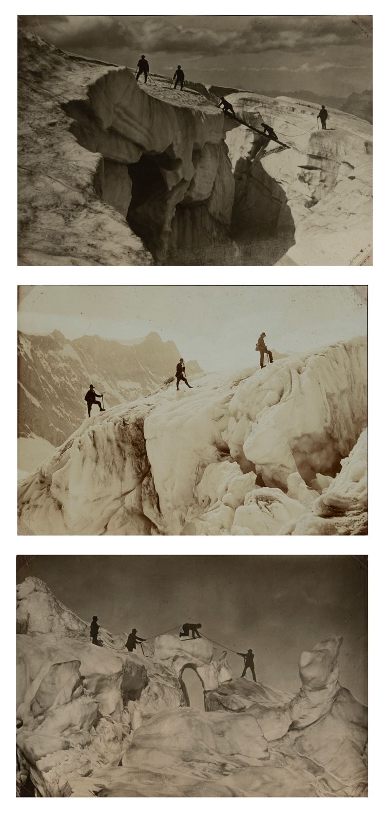 Crossing the Triolet Glace ; Bossons