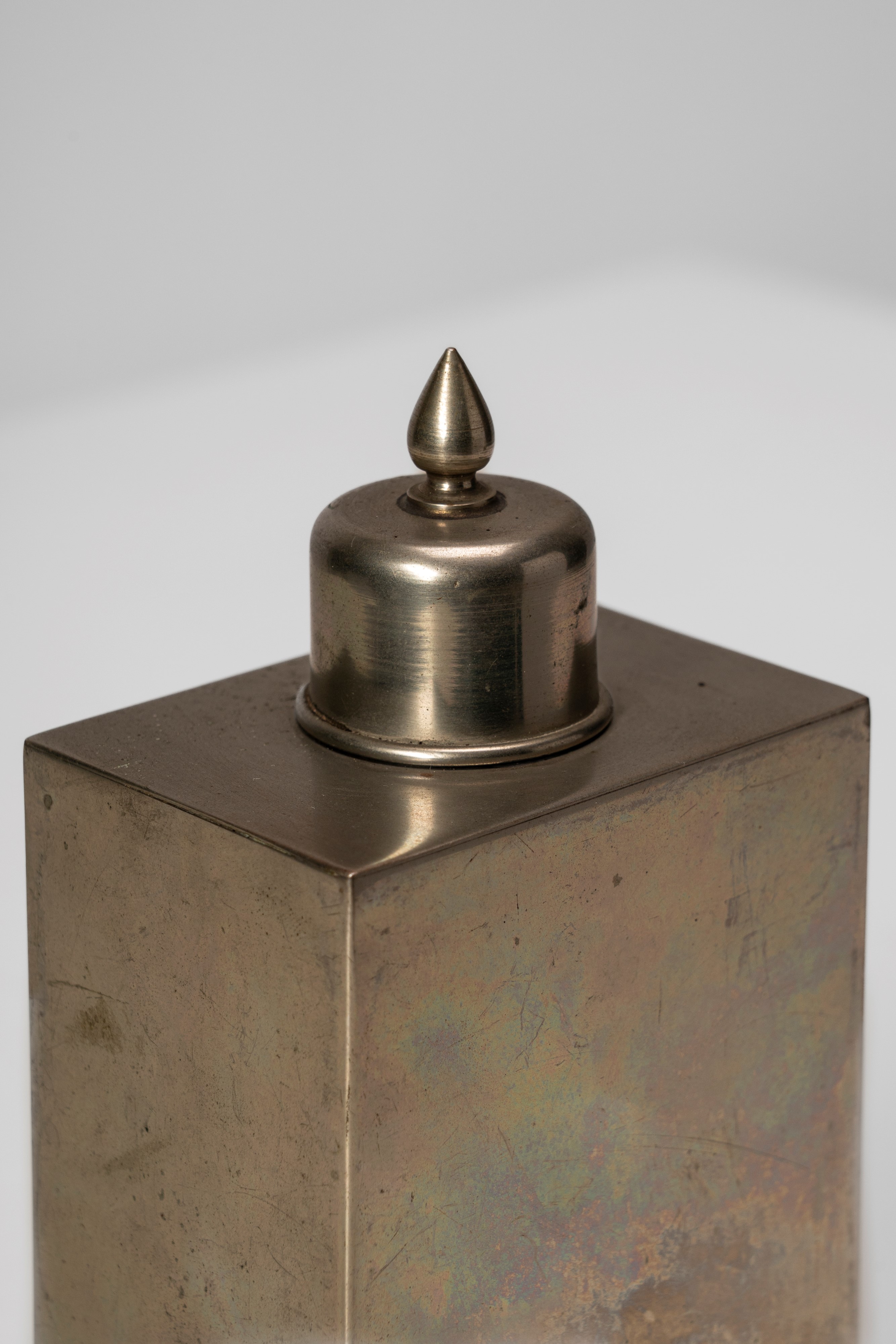 Gabriella Crespi - Fiasca con coperchio in silver plate (circa 1960)