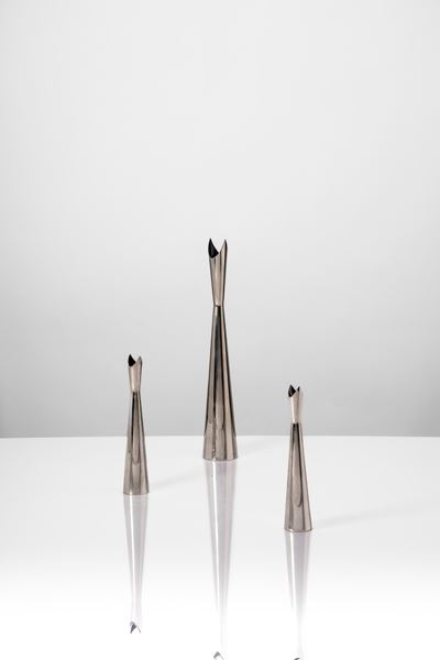 Set di tre vasi solifleur “Cardinale” (Collezione Gallia), metallo argentato