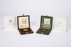 Lotto due esemplari da 5 scudi (1981 e 1982)