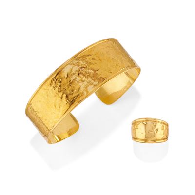 Demi parure in oro giallo 18k, bracciale a schiava e anello