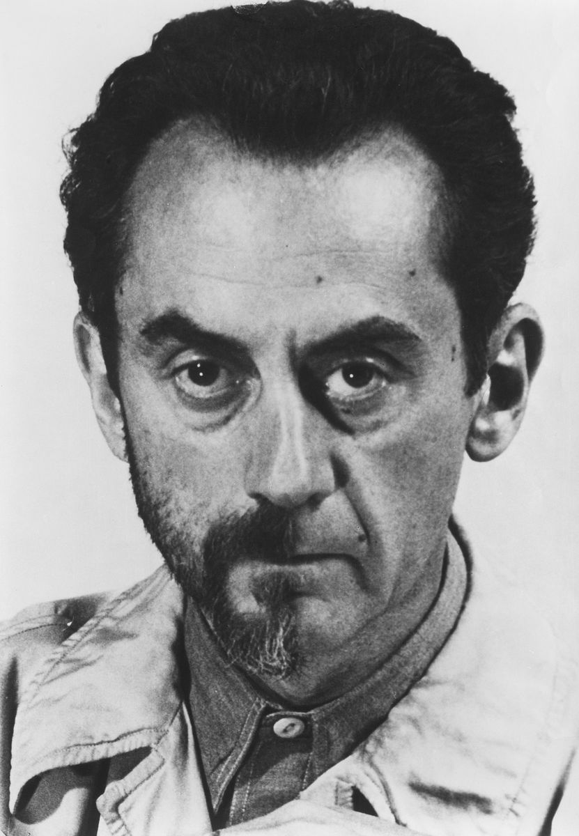 Man Ray - Autore 1, Autoritratto, 1943 - Stampa alla gelatina ai sali d'argento